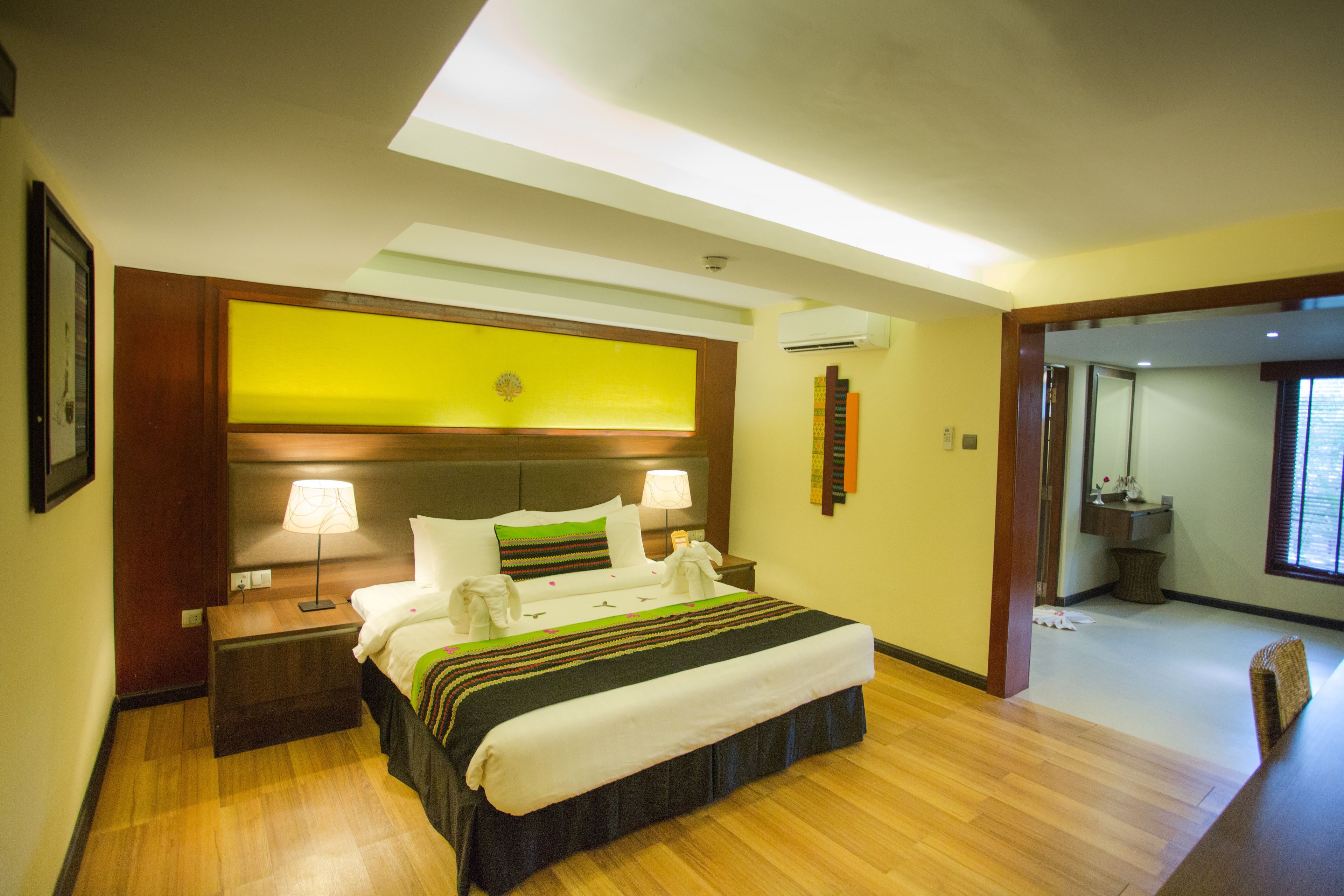 minibar, in-room safe, desk, blackout curtains