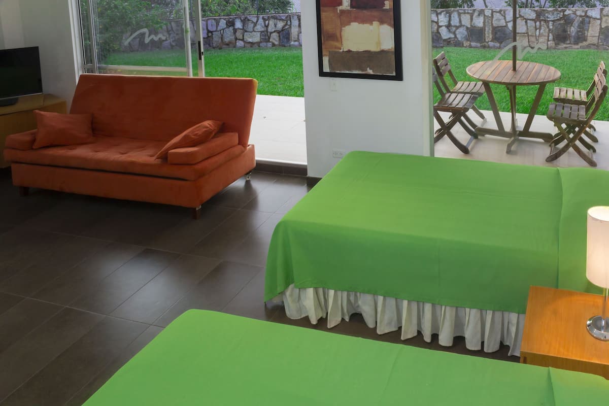 minibar, in-room safe, free wifi