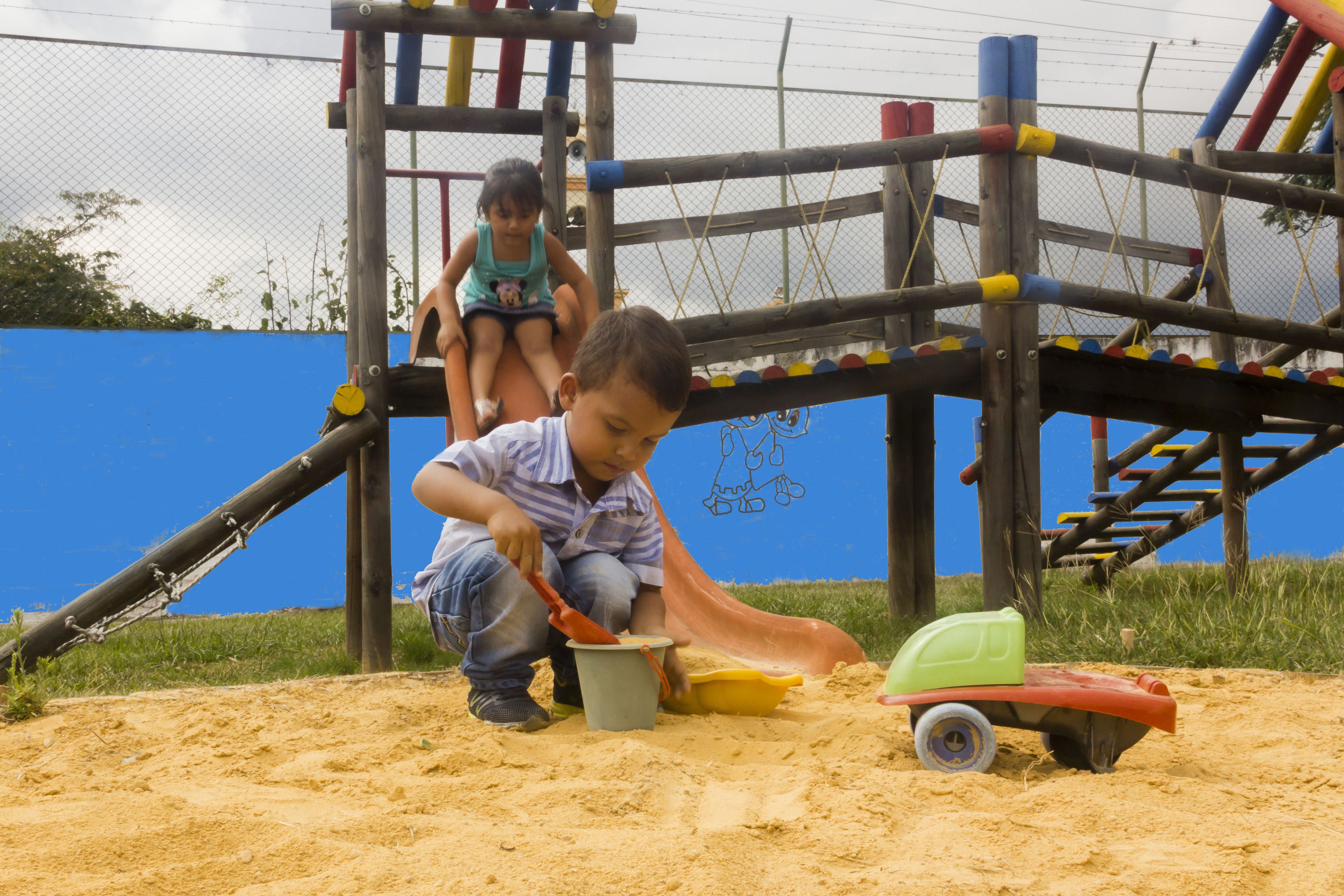 ropes course (team building)