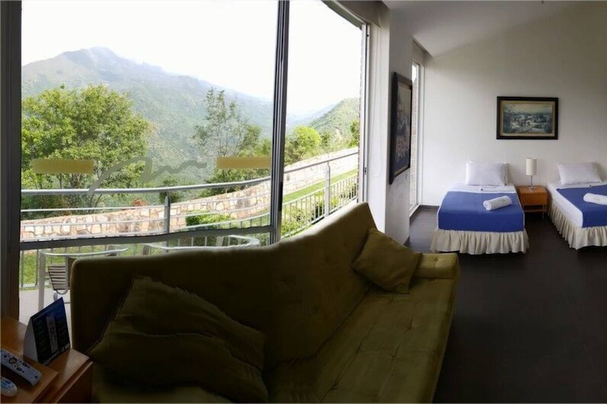 Quadrupla familiare | Balcone