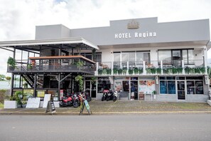 Bagian depan properti