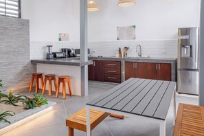 Fridge, microwave - Regina Hotel (La Fortuna)