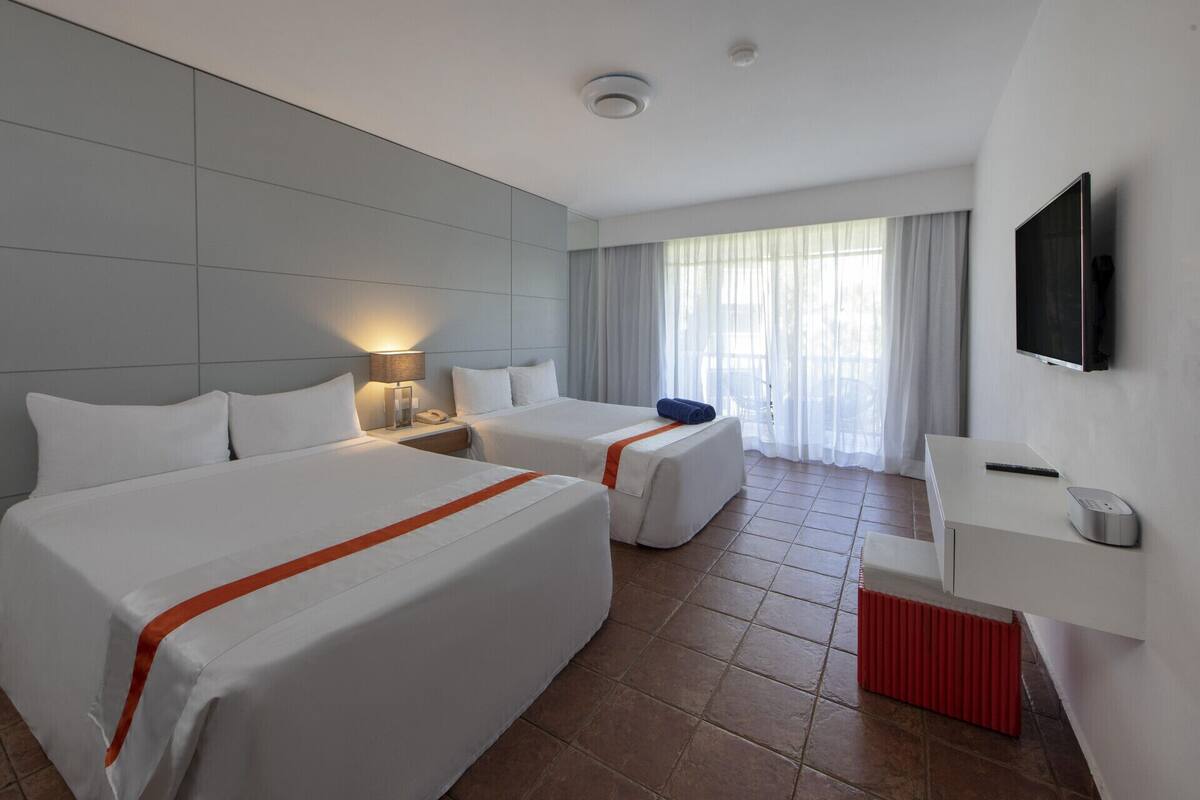 Minibar, coffres-forts dans les chambres