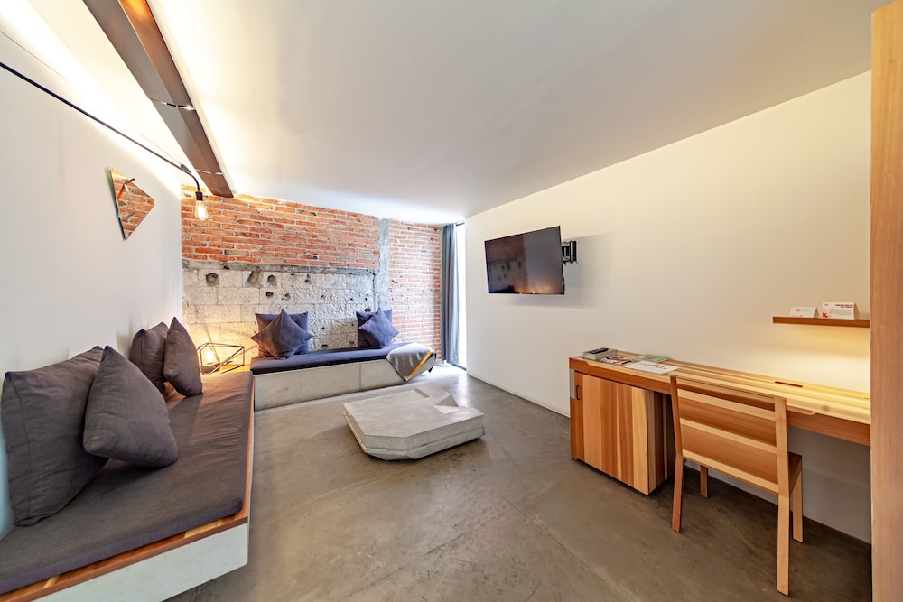 Hotel Carlota by null