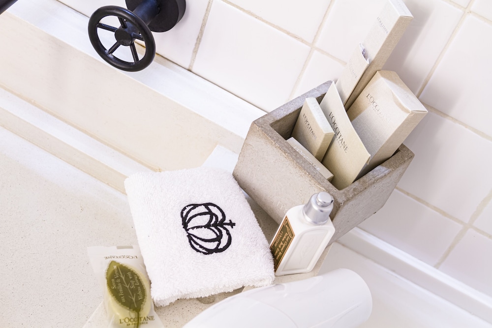 Hotel Carlota by null