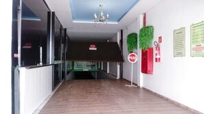 Pintu masuk interior