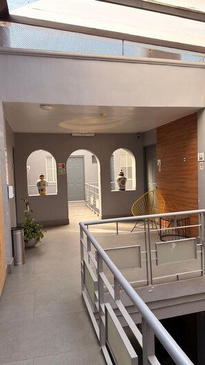 Televisión de pantalla plana