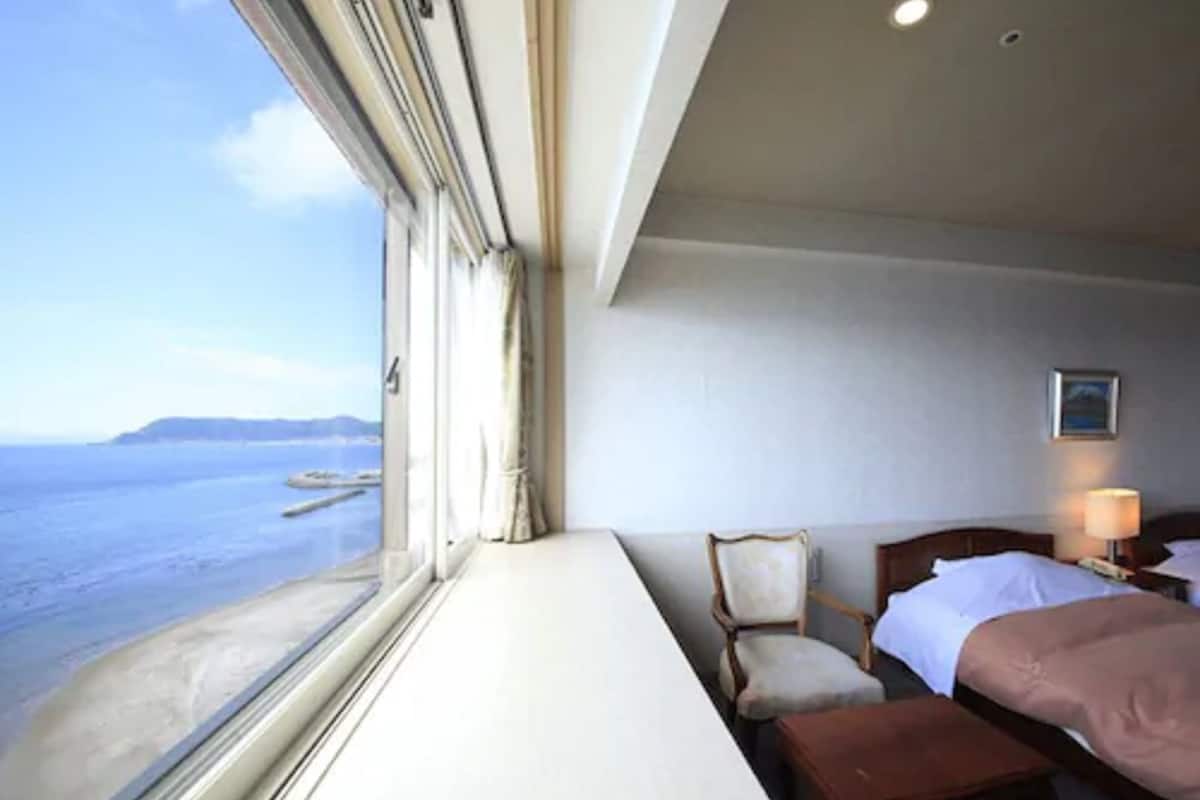 Twin Room, Ocean View | Premium bedding, in-room safe, desk, free WiFi