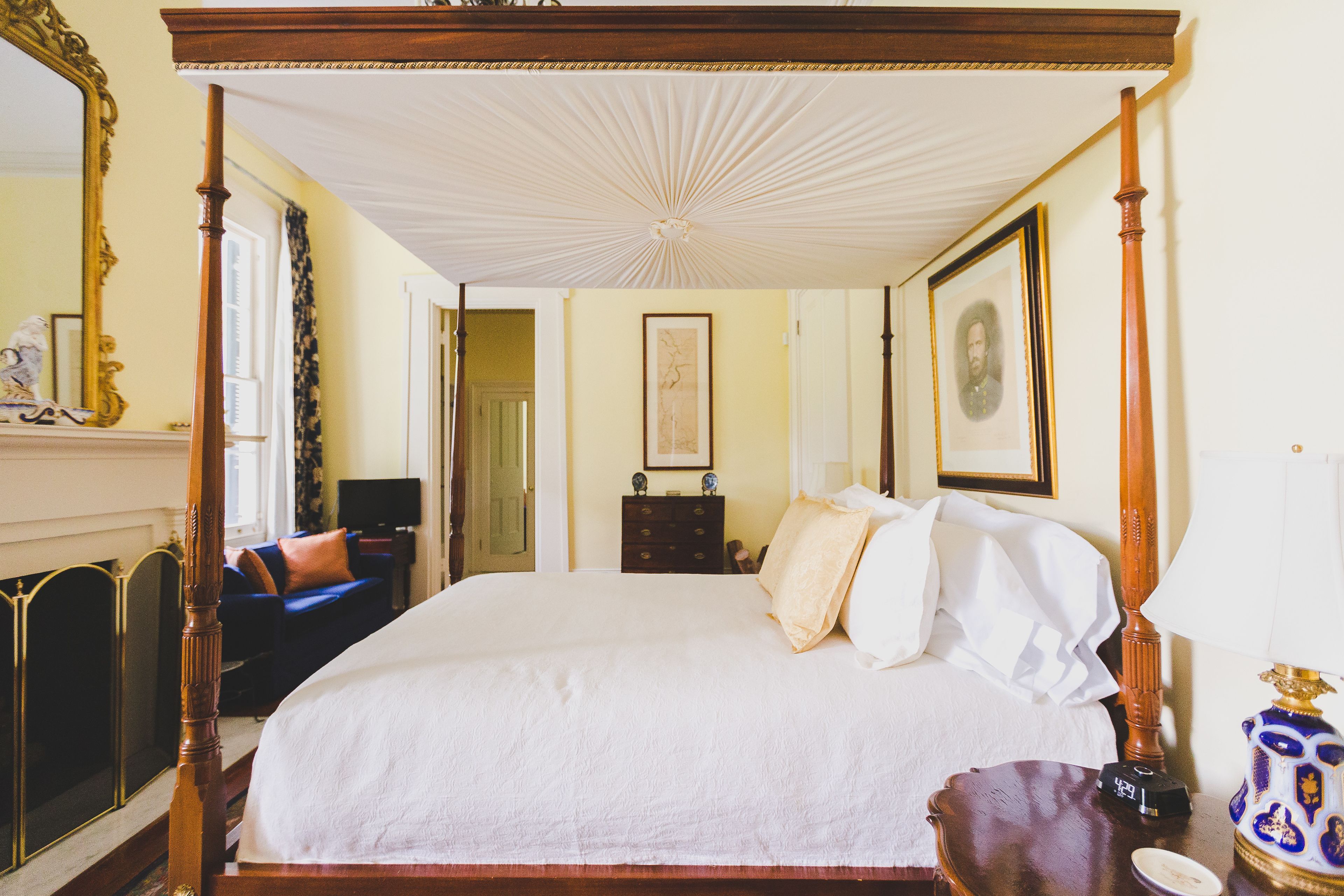 Louise Suite | Iron/ironing board, free WiFi