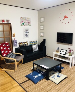 Family House, Private Bathroom, Garden View | Living area - Stay Nikko Guesthouse – Hostel (Nikko)