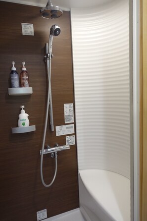 Deluxe Villa, Private Bathroom, Garden View | Free WiFi, bed sheets - Stay Nikko Guesthouse – Hostel (Nikko)