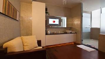 Superior Room | Down duvets, blackout curtains, rollaway beds, free WiFi