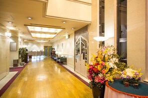 Lobby - Hotel Claiton Esaka (Suita)