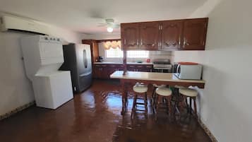 Villa, 3 Bedrooms | Private kitchen
