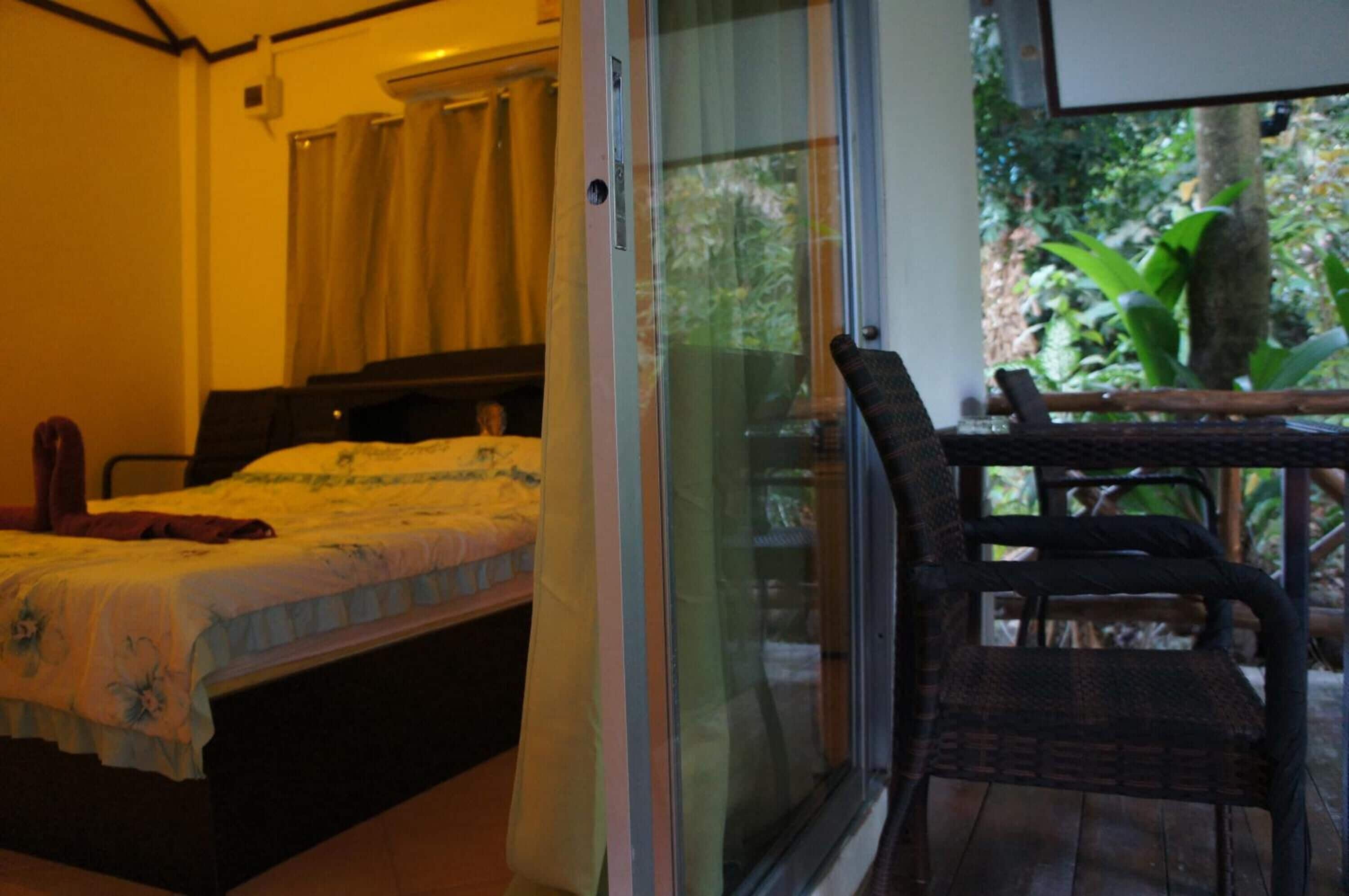 Minibar, két bảo mật tại phòng, phòng cách âm 