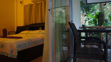 Minibar, két bảo mật tại phòng, phòng cách âm