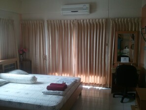 ห้องพัก, เตียงคิงไซส์ 1 เตียง | ตู้นิรภัยในห้องพัก, Wi-Fi ฟรี, ผ้าปูที่นอน