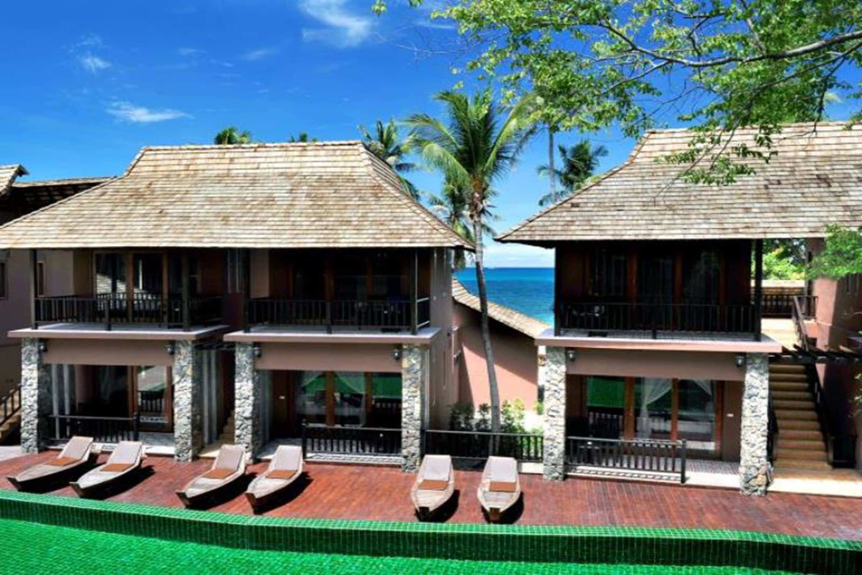 Escritorio, cunas, camas plegables/adicionales y wifi gratis 