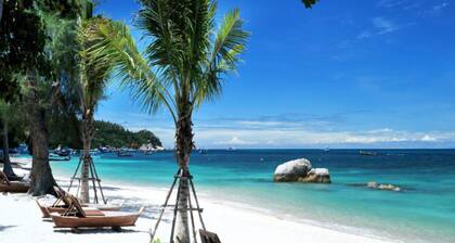 Koh Tao Beach Club