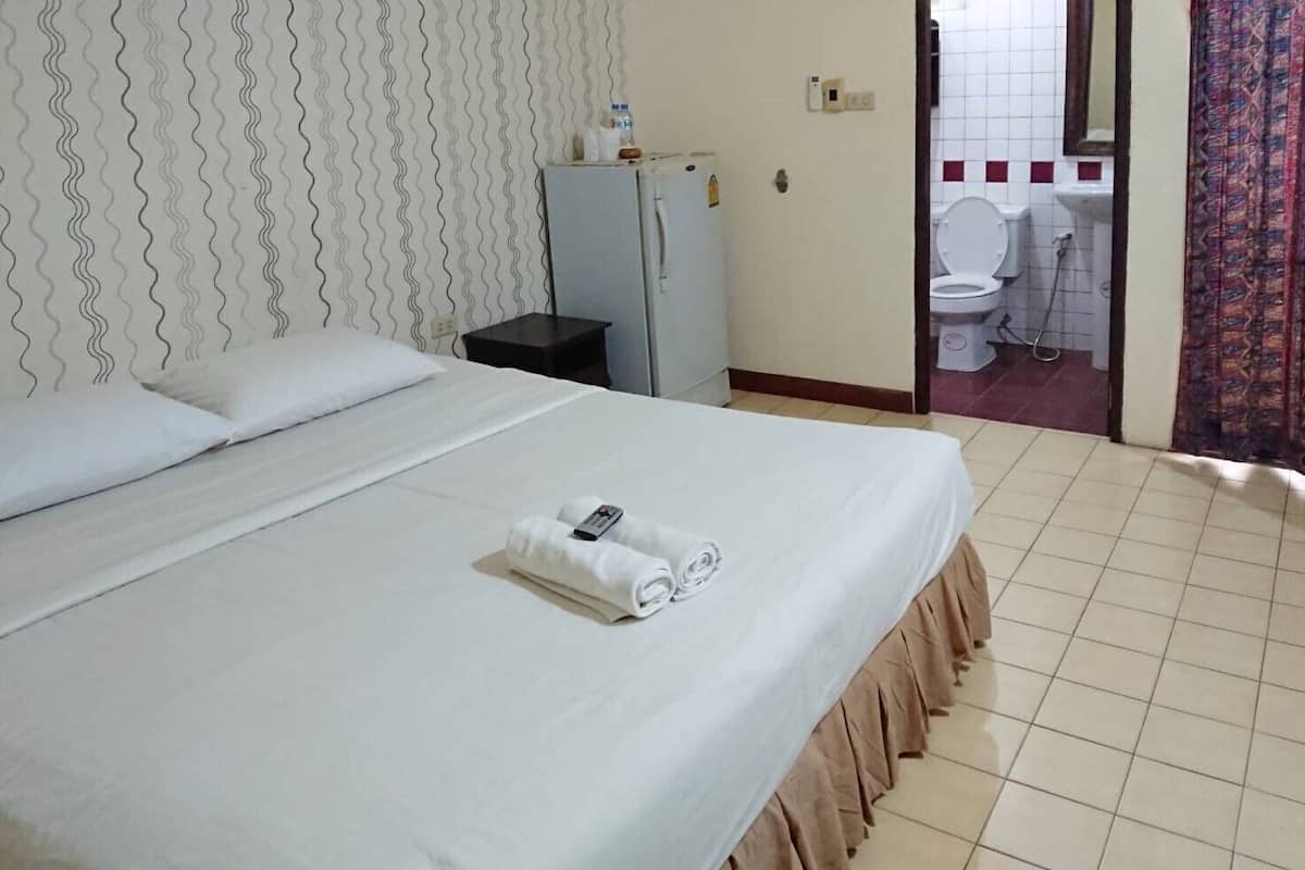 Quarto standard | Cofres nos quartos, escrivaninha, cortinas blackout, Wi-Fi de cortesia