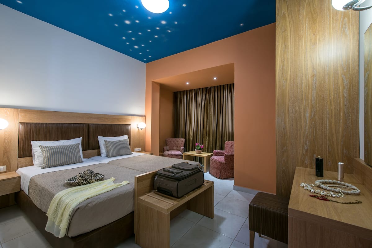 Soundproofing, cribs (free), WiFi (free), bed sheets
