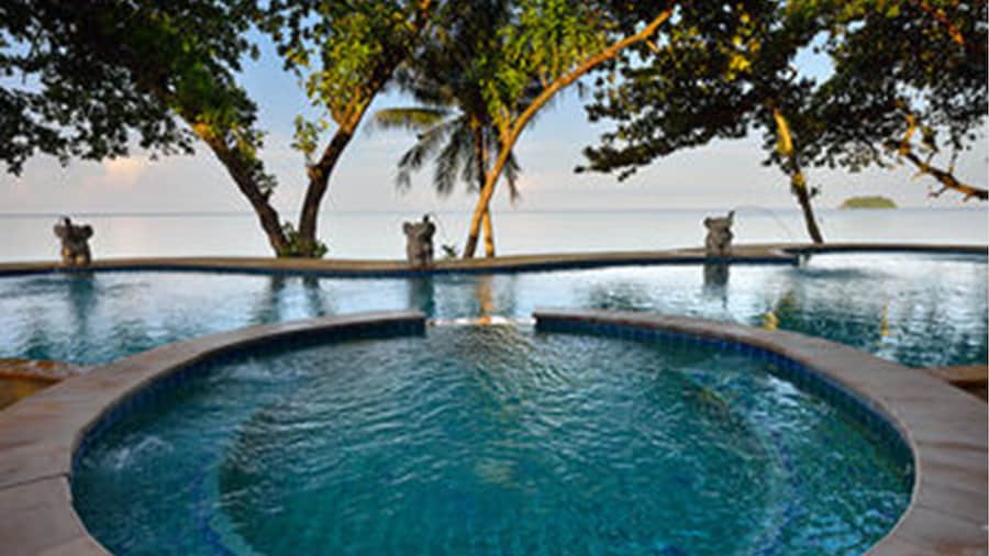 Siam Beach Resort