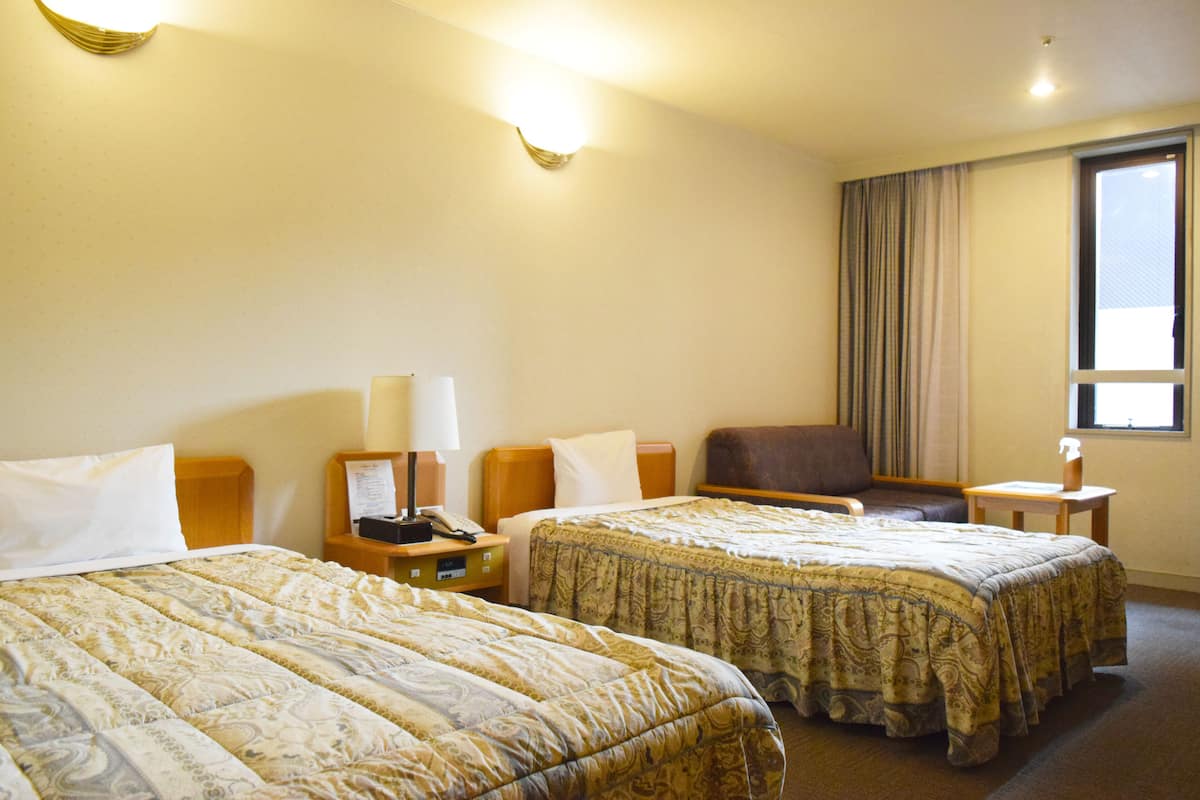 Down duvets, in-room safe, individually decorated