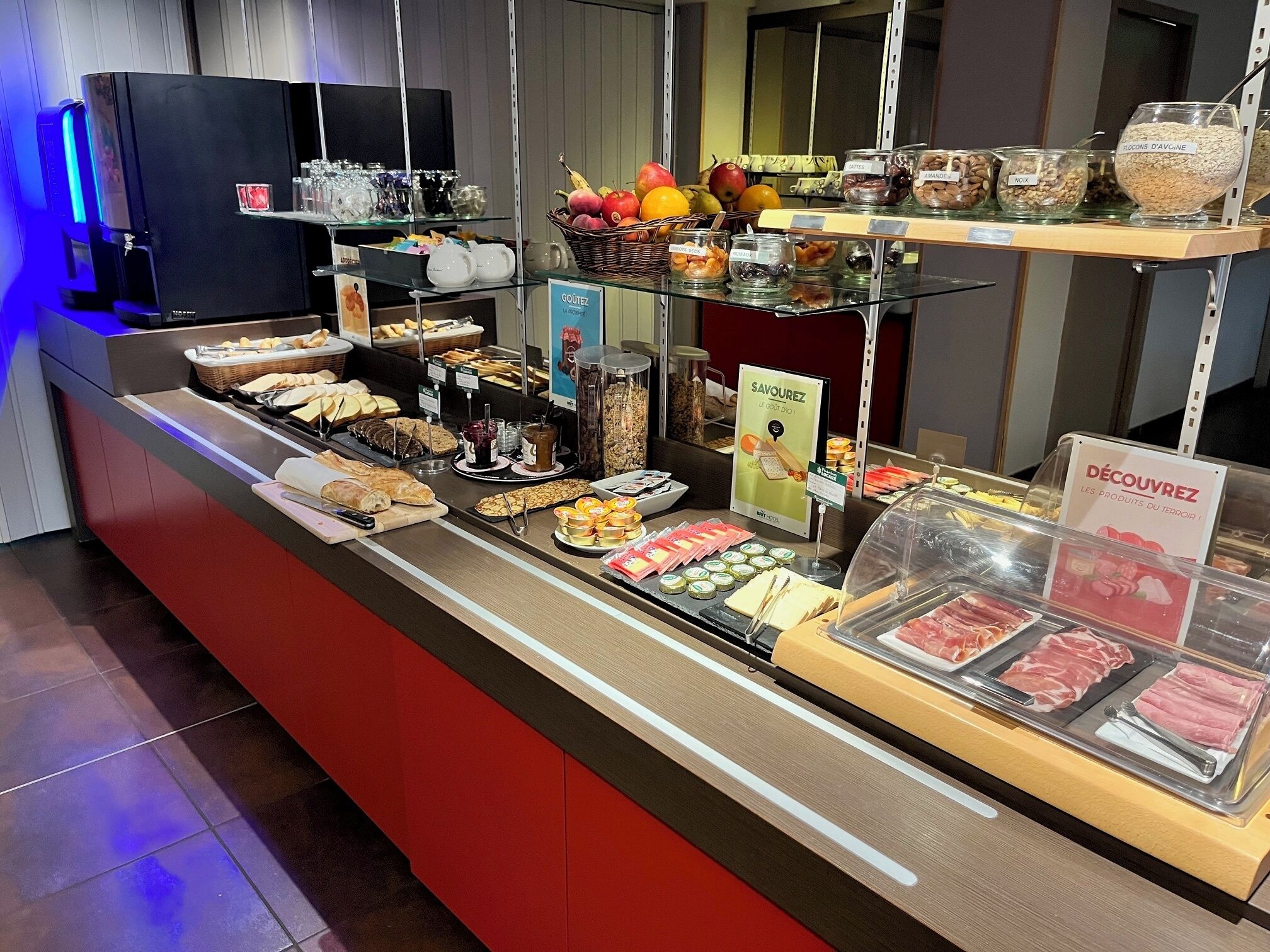 Colazione continentale a pagamento, servita nel weekend 