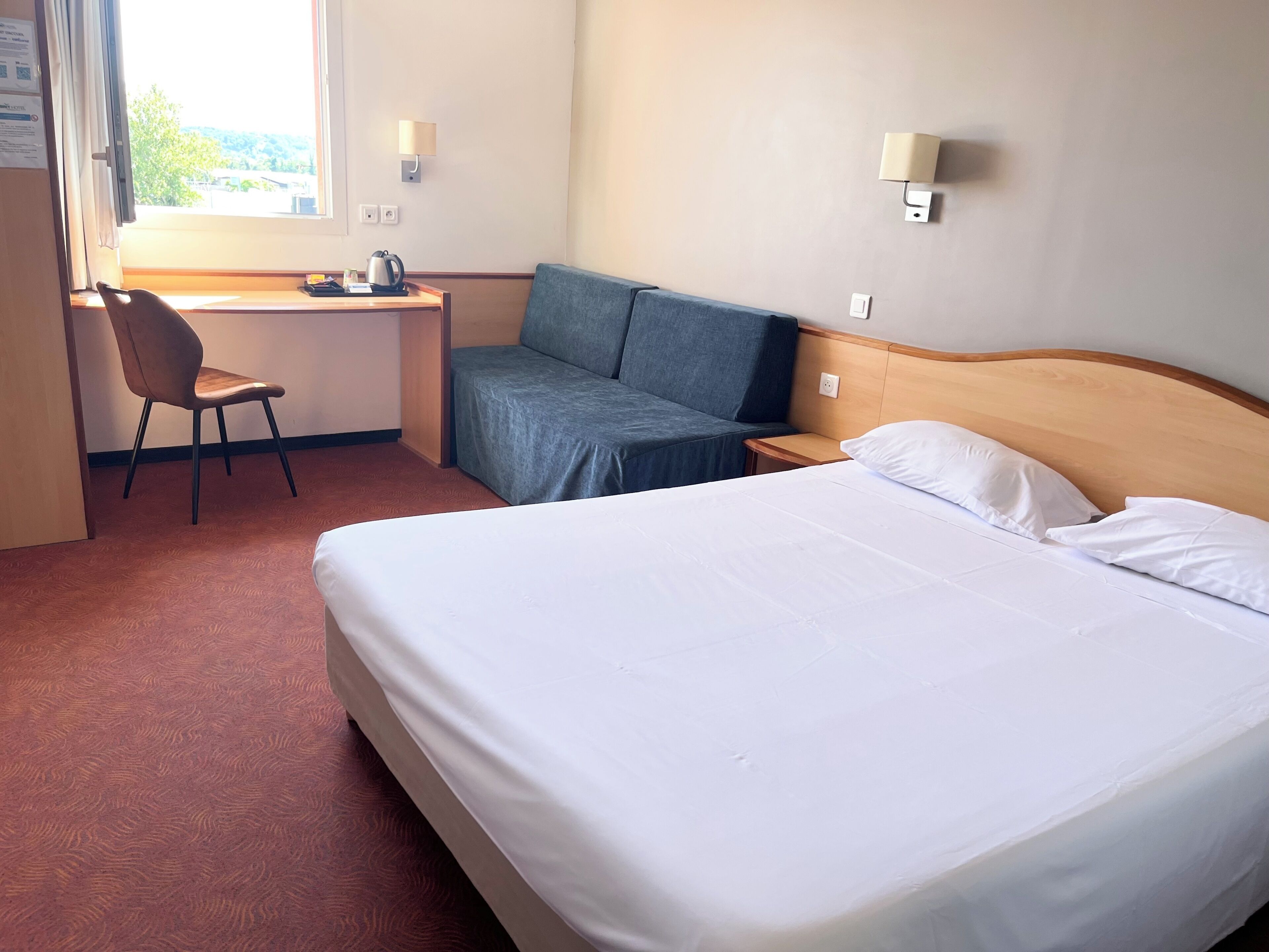 Superior Triple Room, 1 Bedroom | Premium bedding, desk, free WiFi