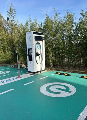 จุดชาร์จรถยนต์ไฟฟ้า