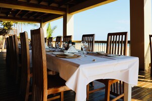 Free daily full breakfast