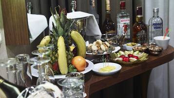 Luxury Room | Room amenity