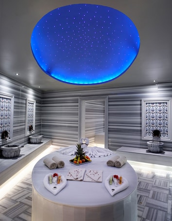 Turkish bath, body treatments, aromatherapy, hot stone massages