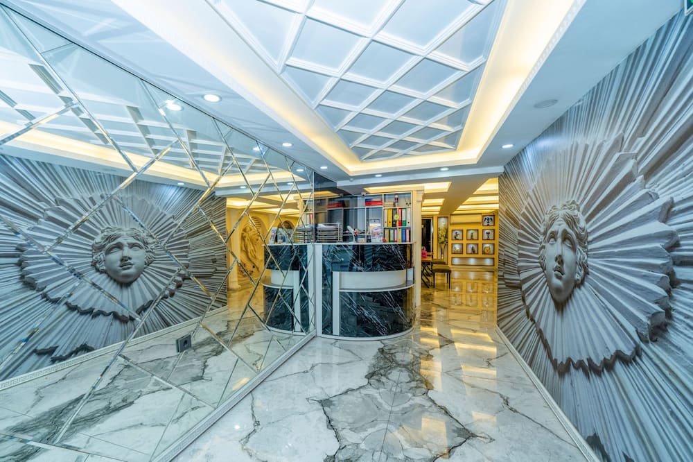 Luce Suite Hotel