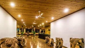 Lounge lobi