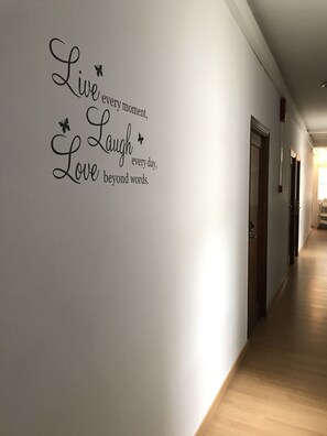 Hallway - Ch Otello Rooms By HEBEROOMS (Madrid)
