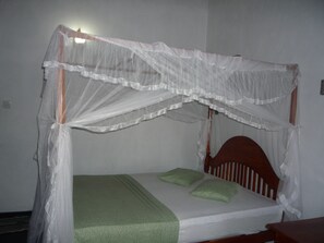 Standard Double Room, 1 Double Bed, Ocean View, Beachfront | Desk, iron/ironing board, free WiFi - Beach Lagoon Guesthouse (Tangalle)