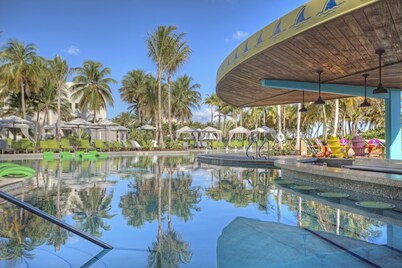 Margaritaville Vacation Club by Wyndham - Rio Mar