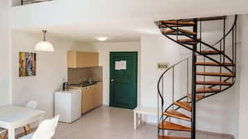 Maisonette | 1 Schlafzimmer, Bügeleisen/Bügelbrett, kostenlose Babybetten, Bettwäsche