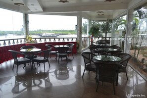 Breakfast served, al fresco dining