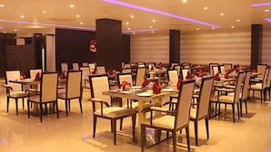 Breakfast, lunch and dinner served - Rio The Hotel (Bengaluru)