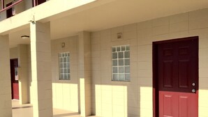 Unclassified image, 4 of 11, button - Budget Inn (Tallahassee)