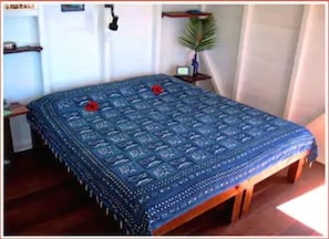 ChaumiĂšre supĂ©rieure, 2 lits jumeaux, cuisinette, vue sur lâocĂ©an | Fer et planche Ă repasser, accĂšs au Wi-Fi (inclus), literie fournie