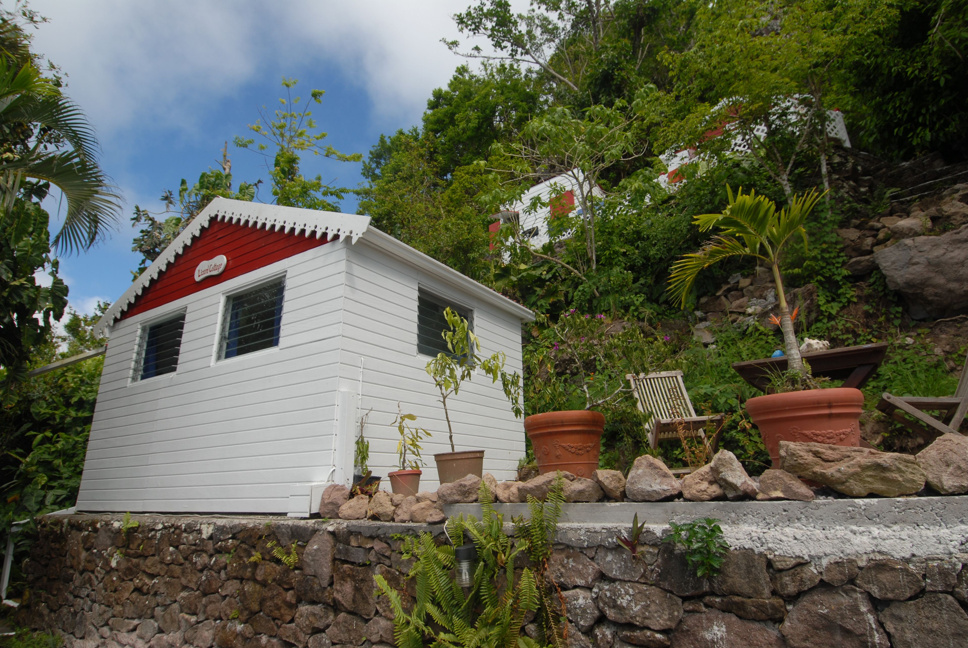 Basic Cottage, 2 Katil Bujang (Single), Shared Bathroom, Ocean View | Seterika/papan seterika, Wi-fi percuma, cadar katil 