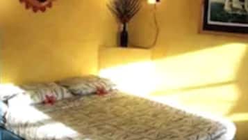 Casa de campo estándar, 2 camas individuales, baño privado, vista al océano | Tabla de planchar con plancha, wifi gratis y ropa de cama