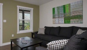 Fairhaven Suite | Living room