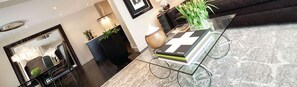 Luxury Suite | Living area | Flat-screen TV - Suite 76 (Waterloo)
