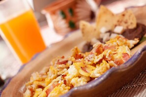Full breakfast for a fee - Parador San Fernando - Hostel (Oaxaca)