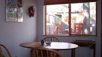 1 habitación, tabla de planchar con plancha y wifi gratis