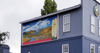 Deep Water Inn